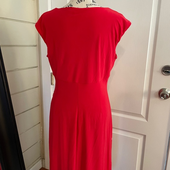 Figure Flattering Knit Dress with Side Ruching. Size 12. American Living. - Picture 3 of 4